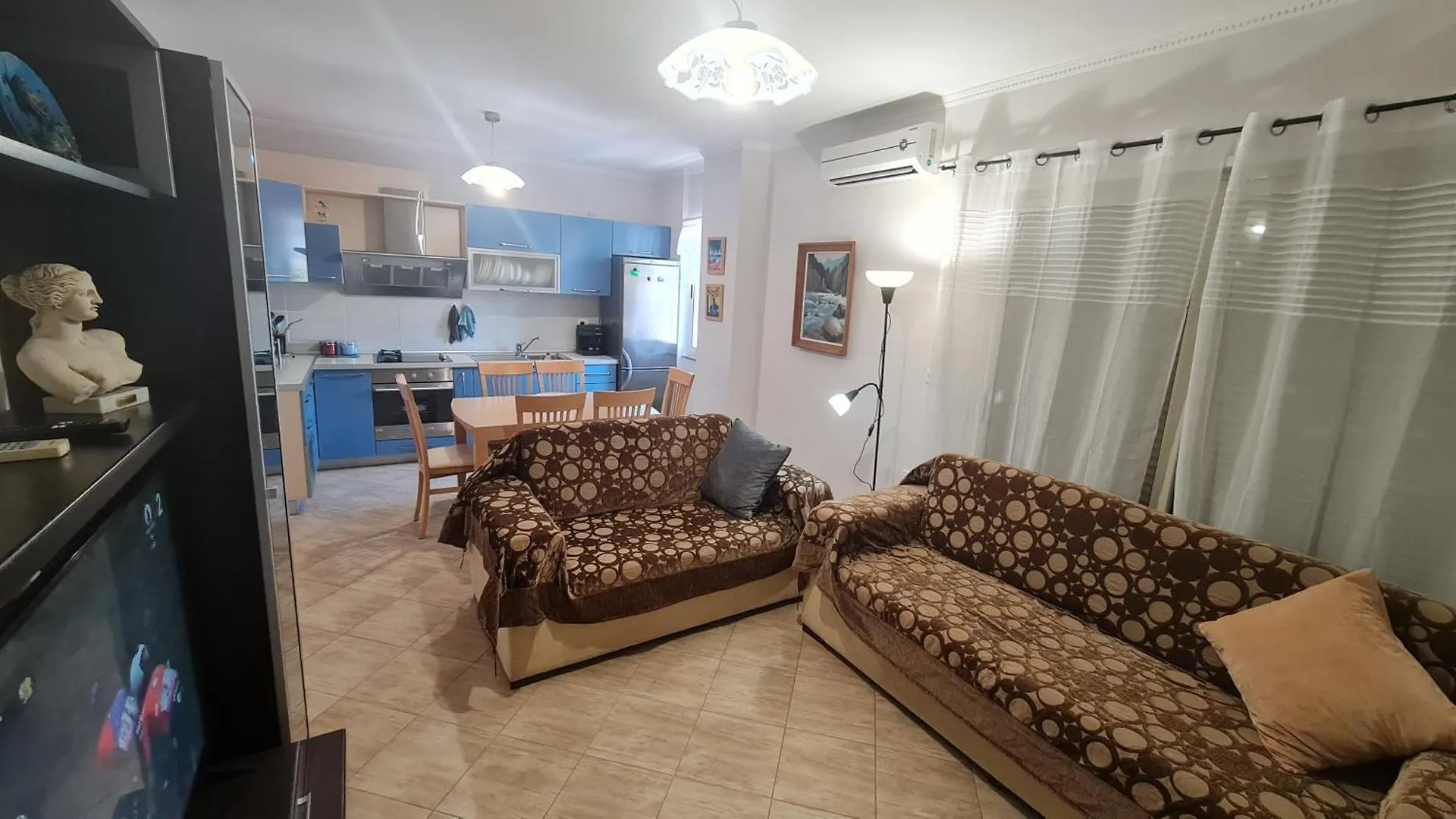 Family Vacation Big House Appartement Durrës